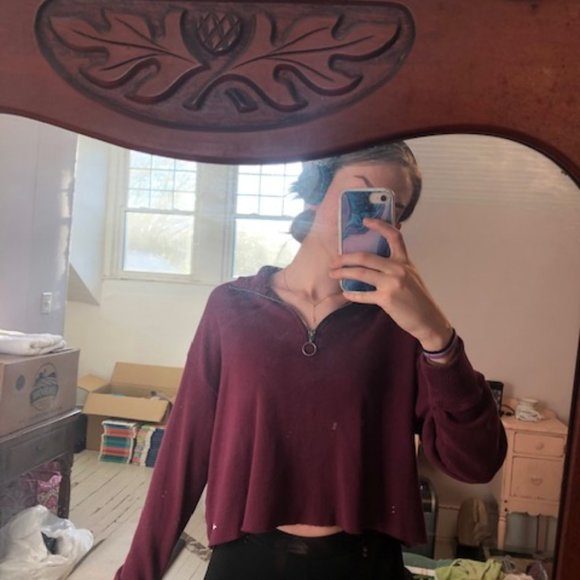 Burgundy Hollister cropped long-sleeved shirt - Picture 4 of 4
